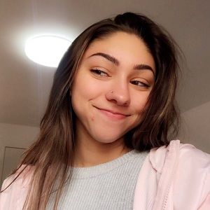 Meet your Posher, Paige